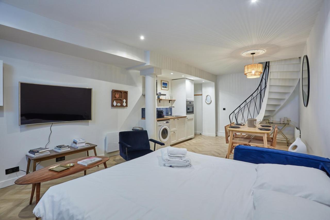 Duplex Center Of Paris By Studio Prestige Exteriör bild